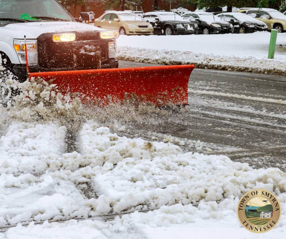 Snow plow operations in Smyrna